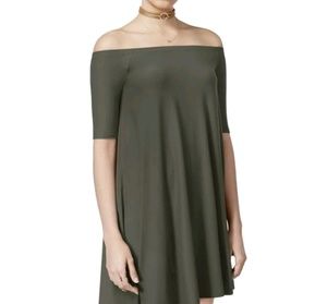 Women's Junior Off The Shoulder Dress
